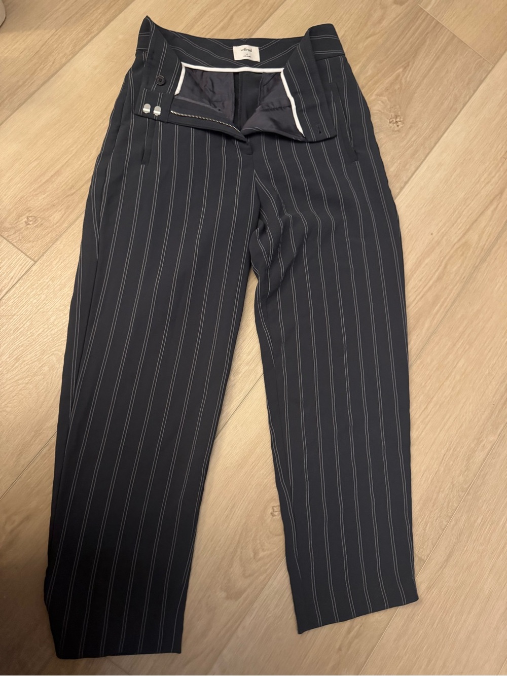 Aritzia Wilfred Dress Pants